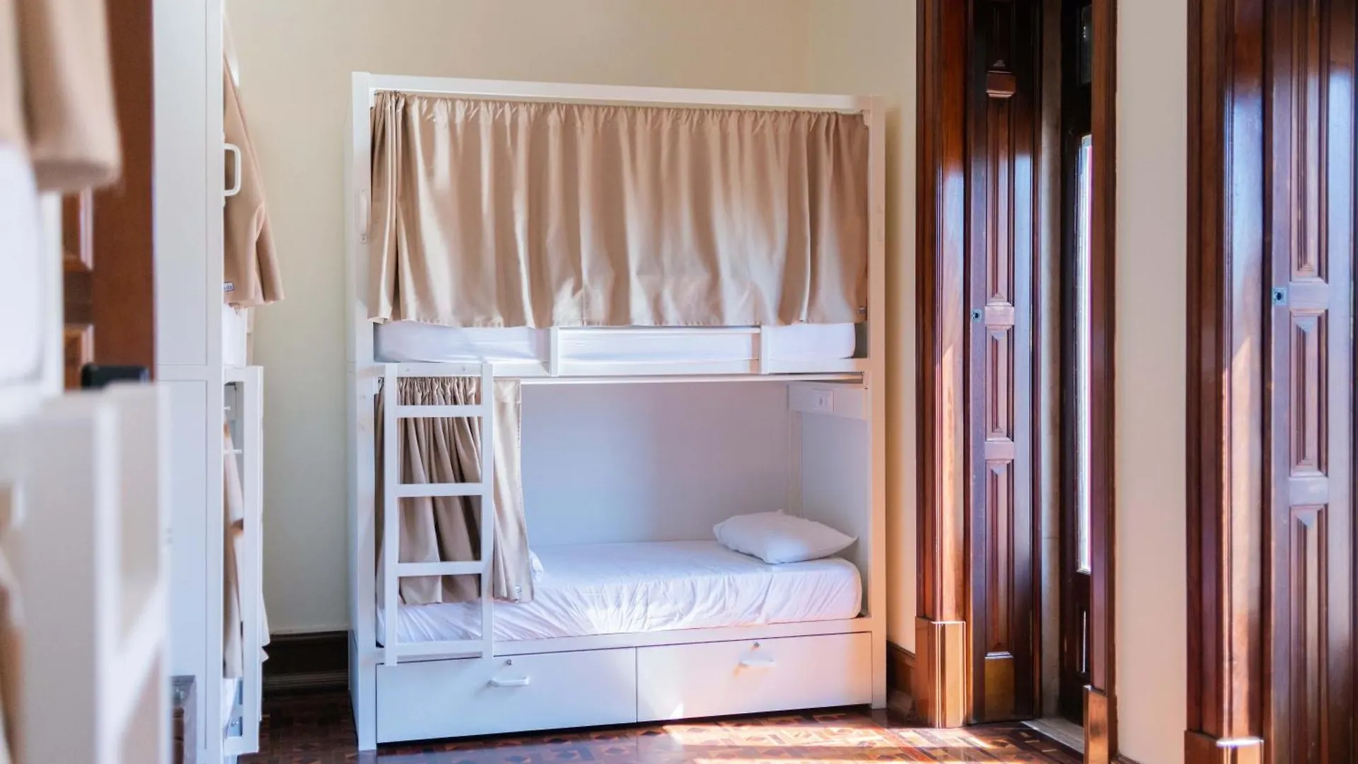 Sant Jordi Hostels Lissabon Portugal