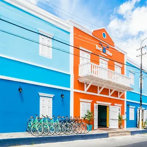 ** Hostel Bed & Bike Curacao Curacao